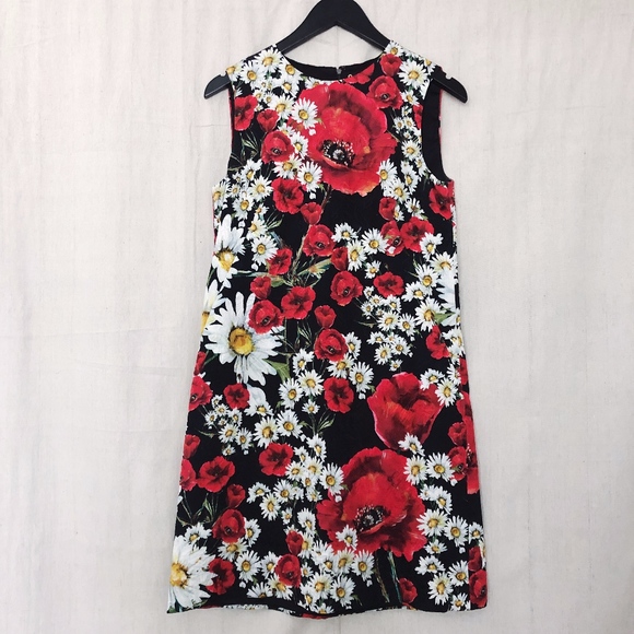 Dolce & Gabbana Dresses & Skirts - Auth. Dolce & Gabbana Black Poppy and Daisy Dress